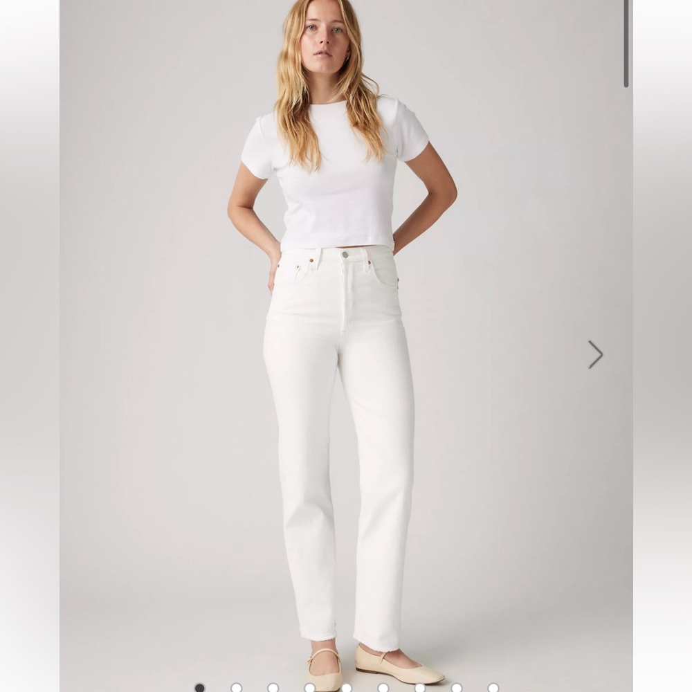 Levi’s Straight Ribcage Ankle